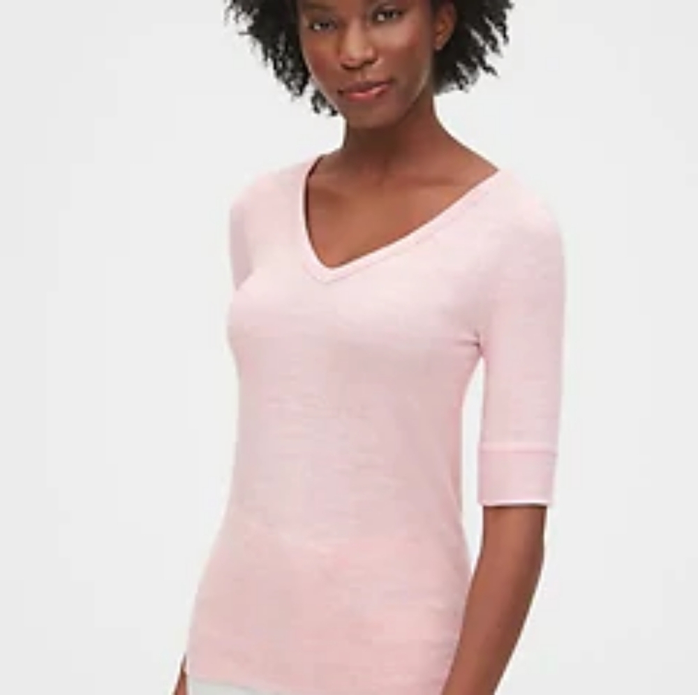 Gap Softspun NWT elbow sleeve top MT